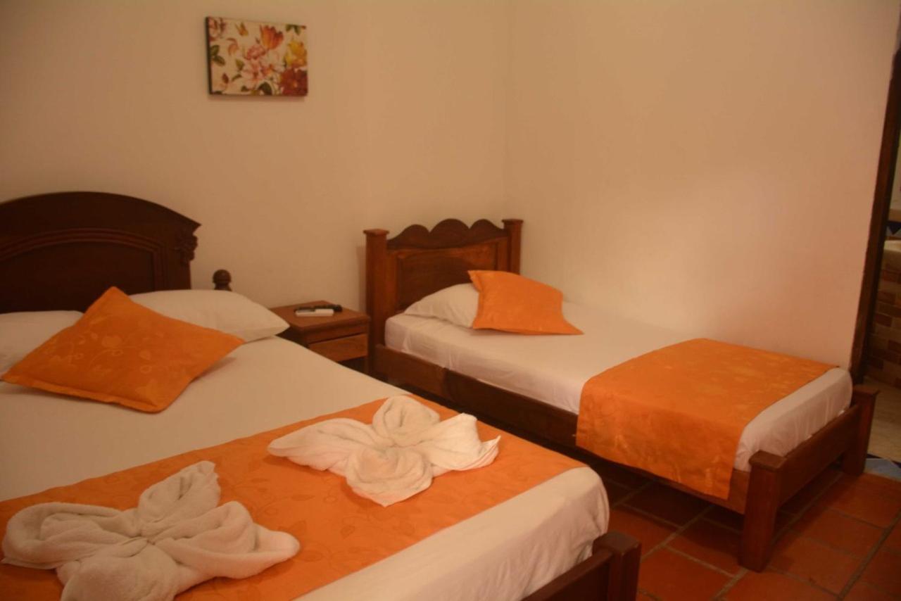Hotel Y Restaurante Bienmesabe Santa Fe de Antioquia Zewnętrze zdjęcie