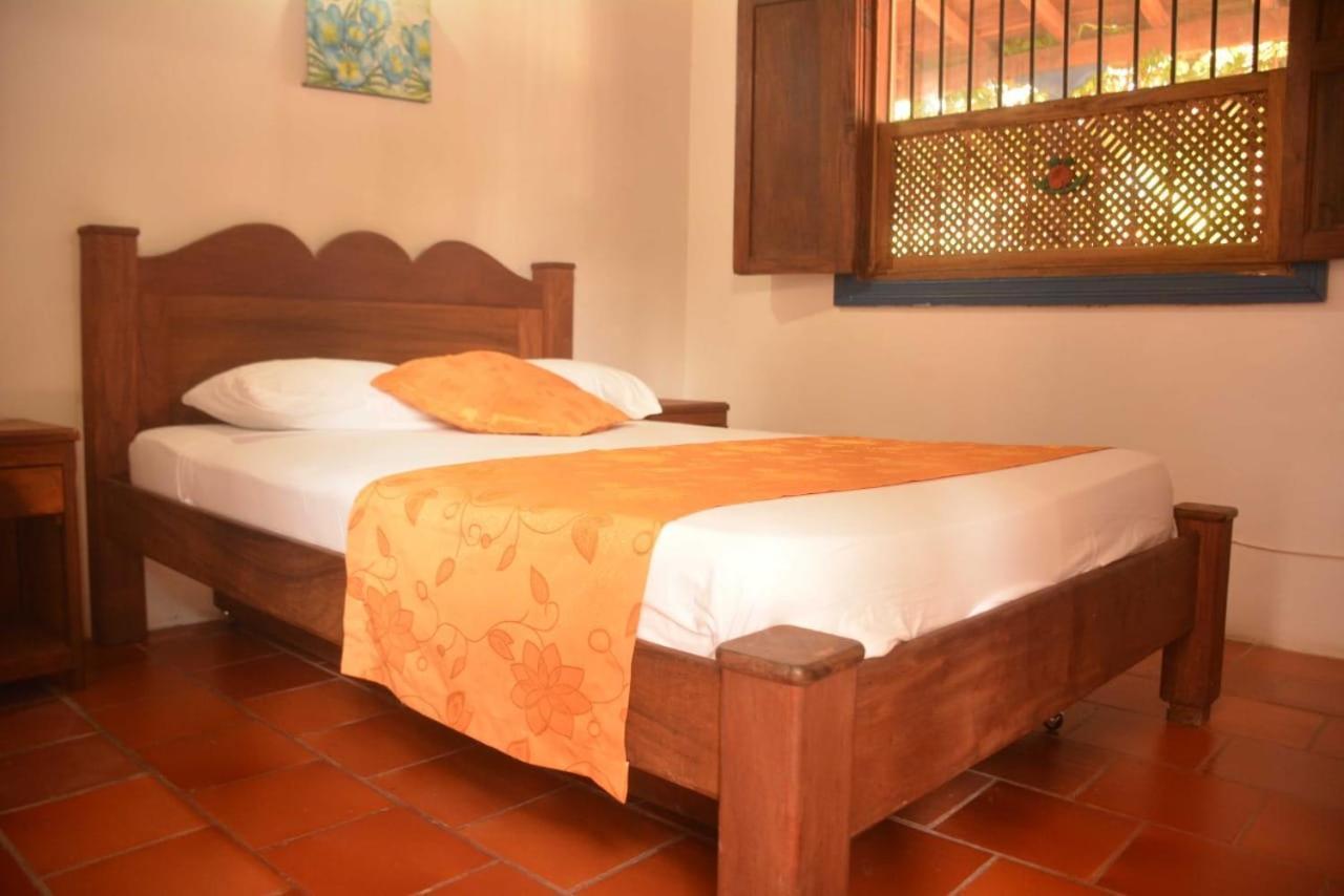 Hotel Y Restaurante Bienmesabe Santa Fe de Antioquia Zewnętrze zdjęcie