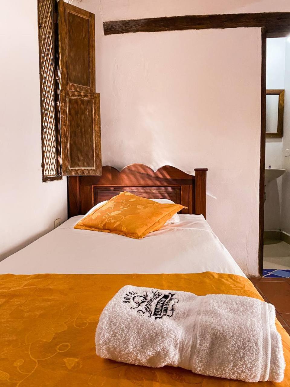 Hotel Y Restaurante Bienmesabe Santa Fe de Antioquia Zewnętrze zdjęcie