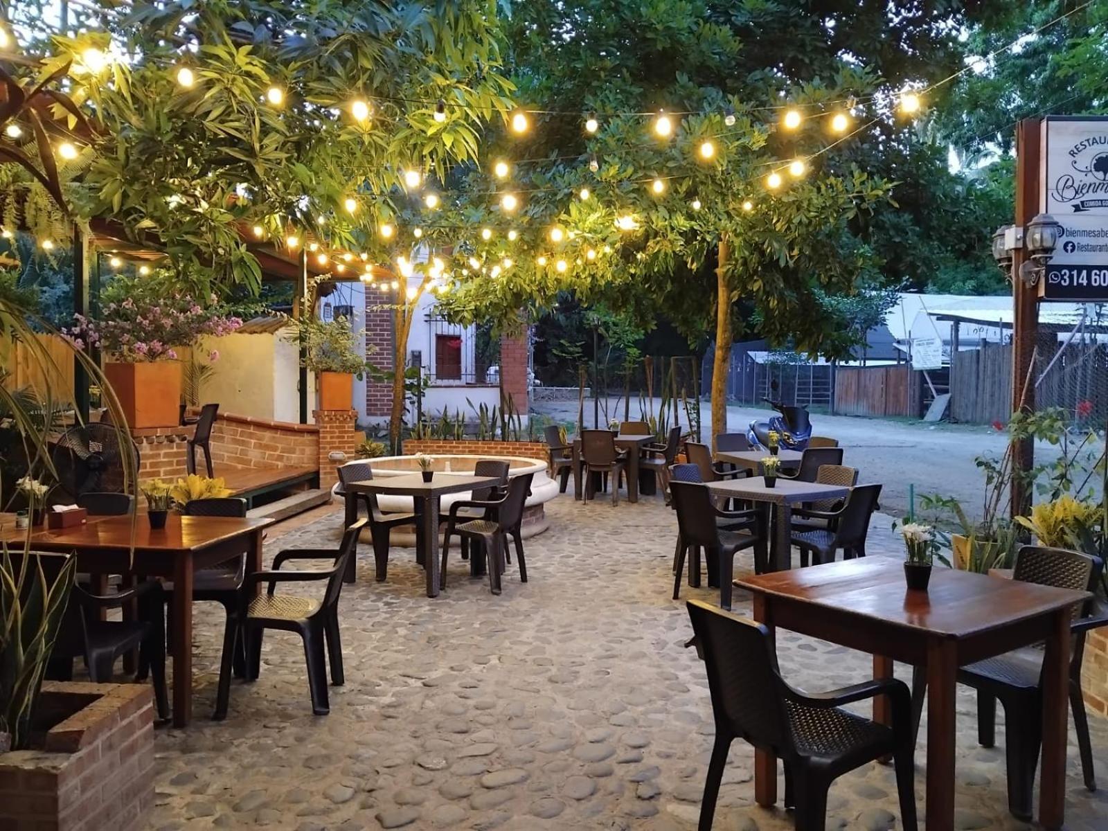Hotel Y Restaurante Bienmesabe Santa Fe de Antioquia Zewnętrze zdjęcie