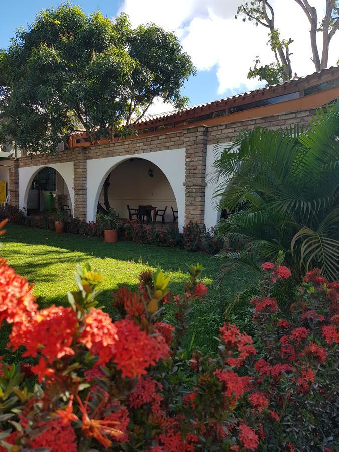 Hotel Y Restaurante Bienmesabe Santa Fe de Antioquia Zewnętrze zdjęcie