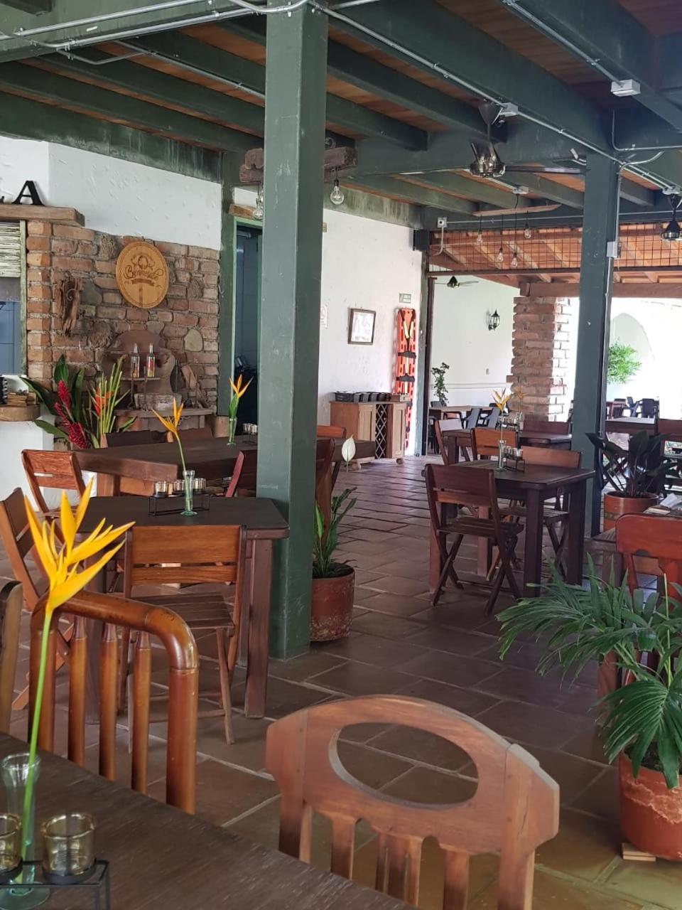 Hotel Y Restaurante Bienmesabe Santa Fe de Antioquia Zewnętrze zdjęcie